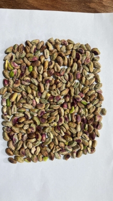 مغز پسته دهنبست